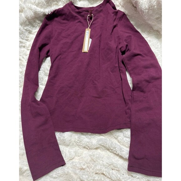 SKIMS COTTON JERSEY LONG SLEEVE T-SHIRT deep berry - Picture 2 of 4